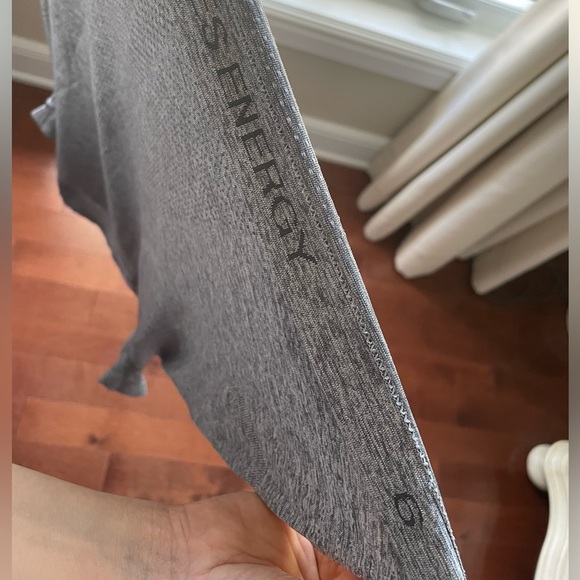 Lululemon grey short sleeve athletic shirt - Picture 5 of 5